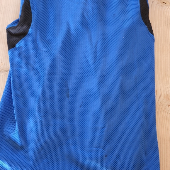 Brooks running jacket - Picture 4 of 5